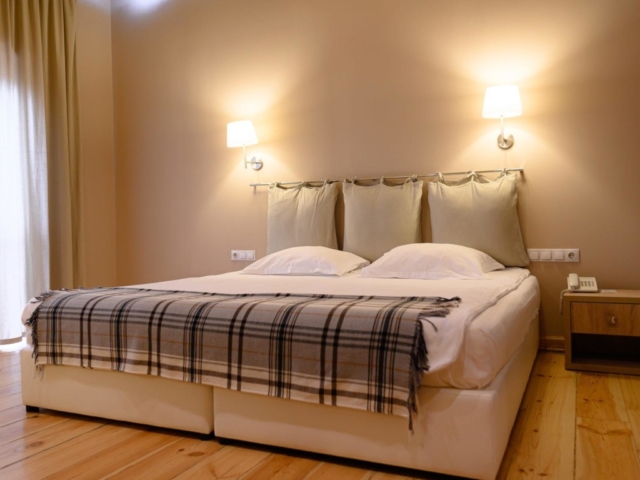 DSC_6650-1582×1300-1