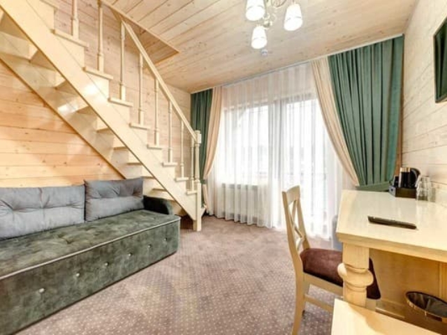 Otel-Pidgir-39ya-nomer-Dyupleks-trehmestniy-Korpus-B-1504533z600