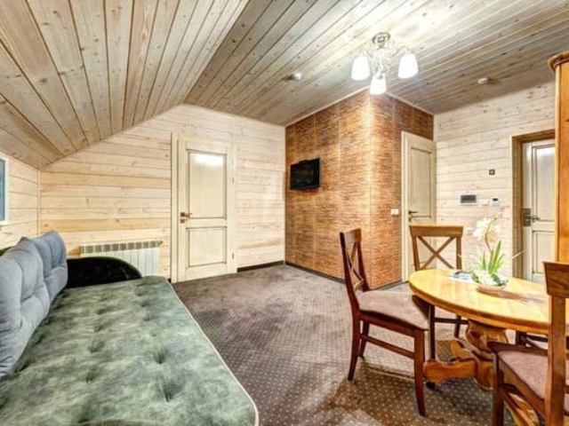 Otel-Pidgir-39ya-nomer-Lyuks-4-mestniy-Korpus-B-zabronirovat-1504552z600