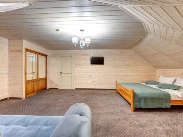 Otel-Pidgir-39ya-nomer-Lyuks-5-mestniy-s-kuhney-korpus-B-foto-1504561z600